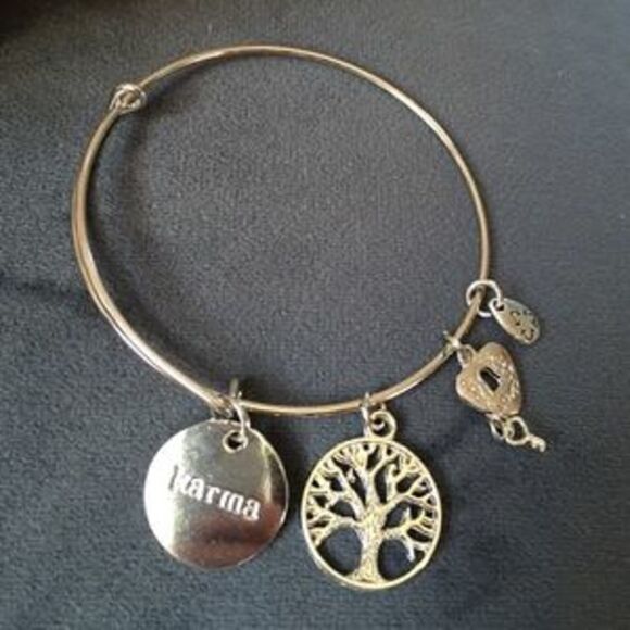 NEW!! Adjustable Charm Bracelet "Karma" - Picture 2 of 3